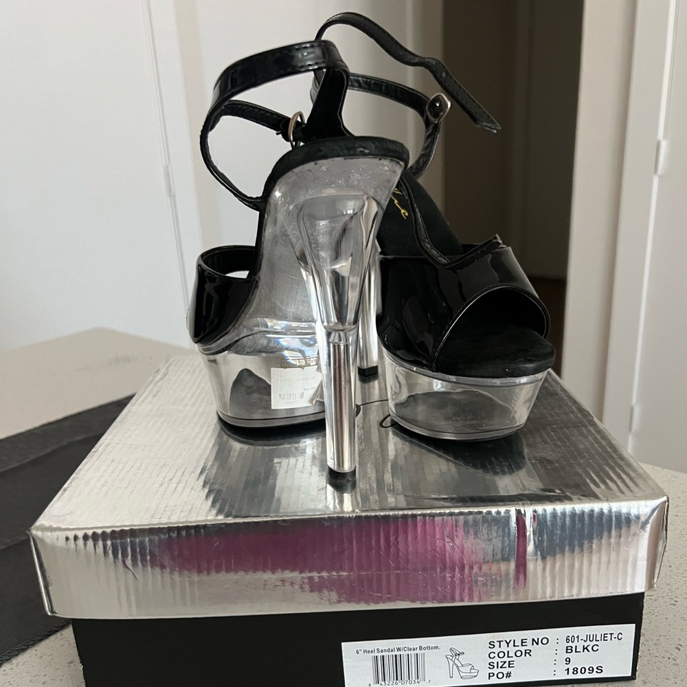 Size 9 heels. Worn ONCE
